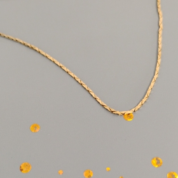 Jewelry - Elegant 14 K Gold Necklace